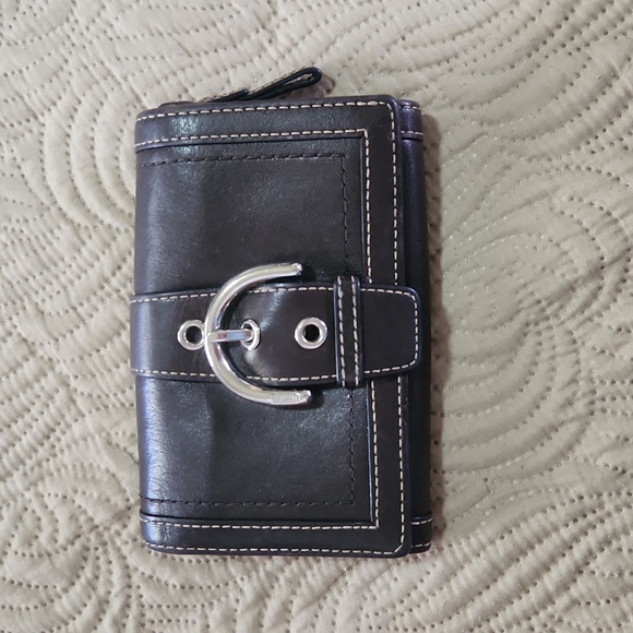 Coach Wallet - Picture 1 of 5